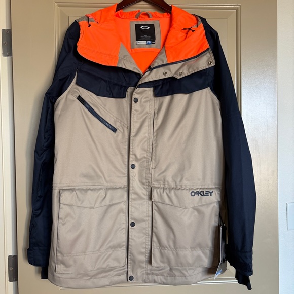 NWT Men’s Oakley Timber BioZone BZS 15K Insulated Parka Fit Ski Jacket L - Picture 2 of 10